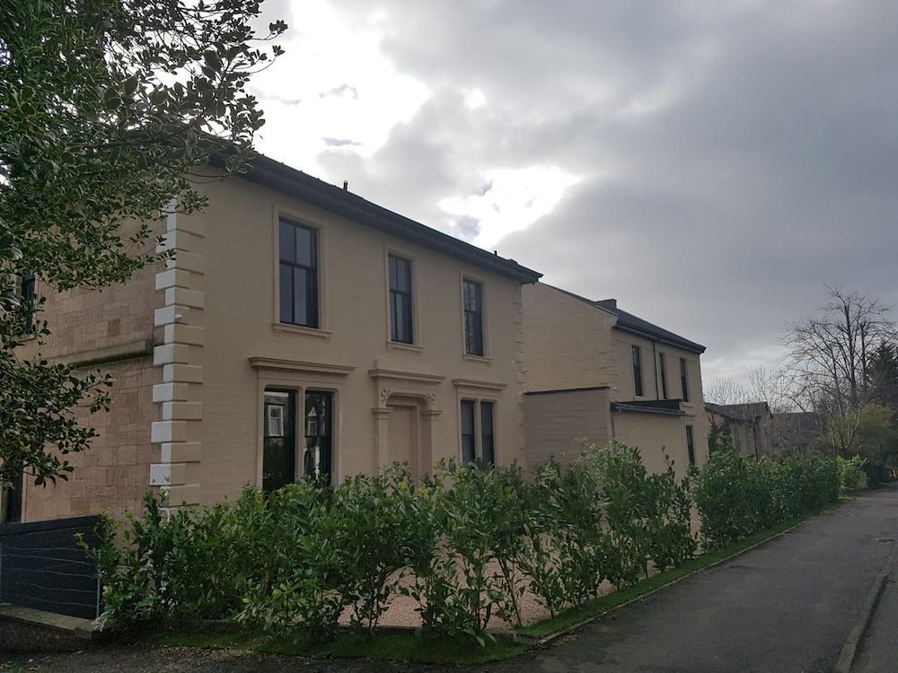 Crosshill House Hotel Glasgow Bagian luar foto
