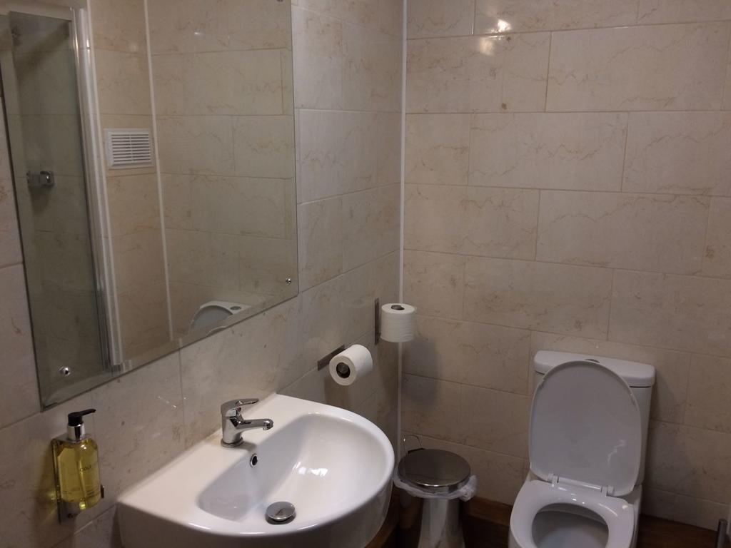 Crosshill House Hotel Glasgow Bagian luar foto