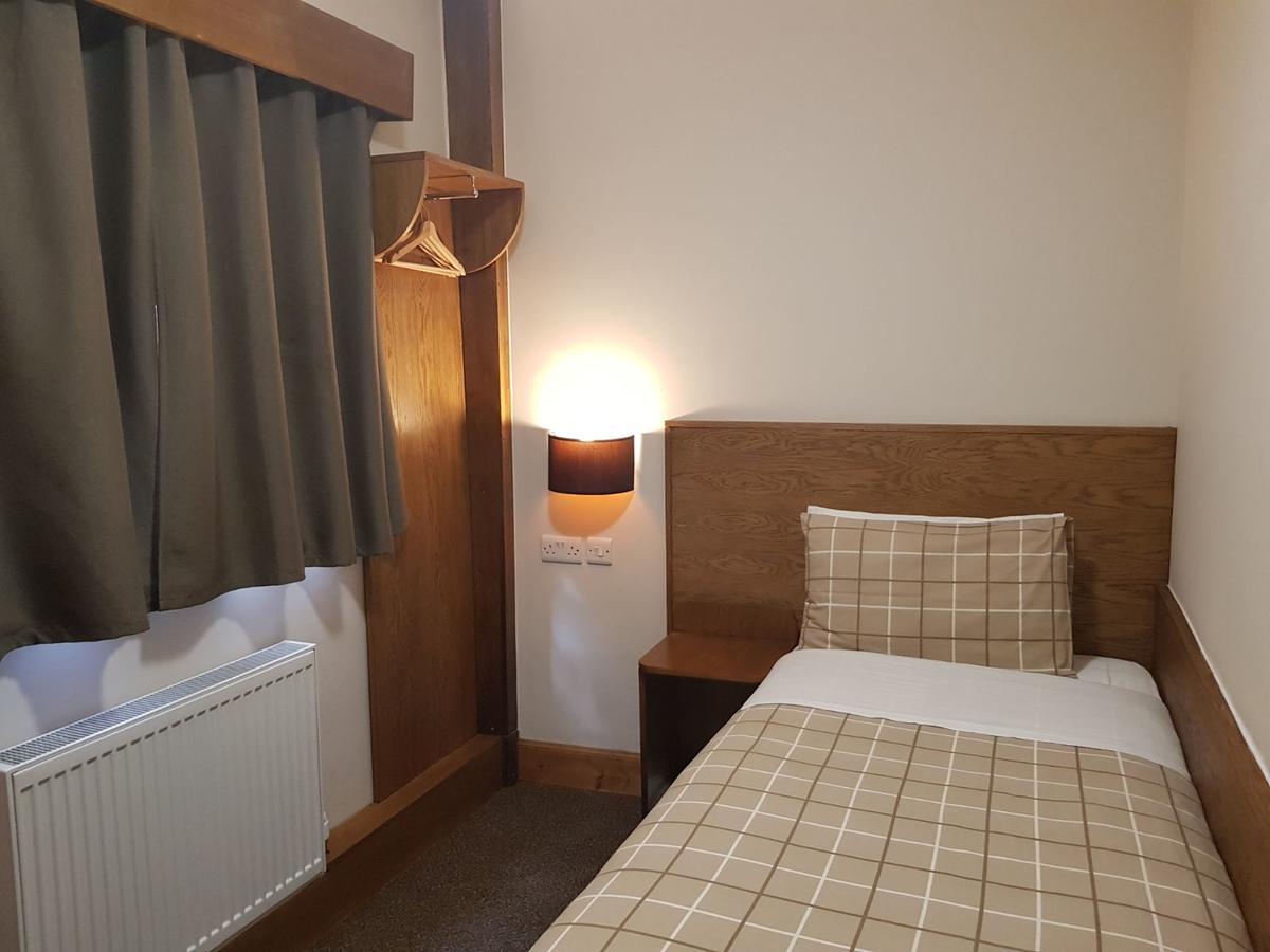 Crosshill House Hotel Glasgow Bagian luar foto